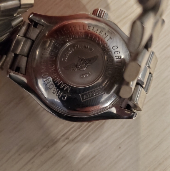 Breitling Superocean mens diving watch - Picture 2 of 3